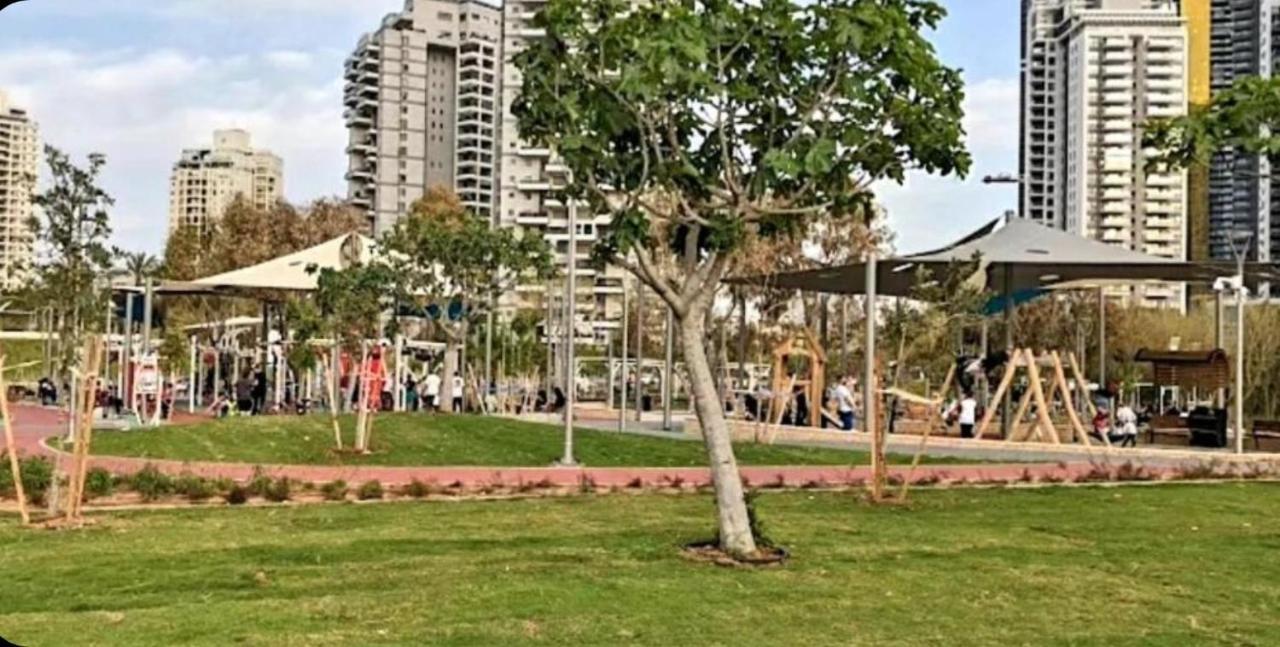 דירות דירת סטודיו מול החוף בת ים 412 מראה חיצוני תמונה